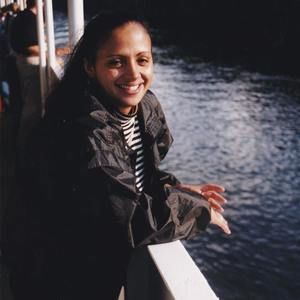 Meet your Posher, Aida